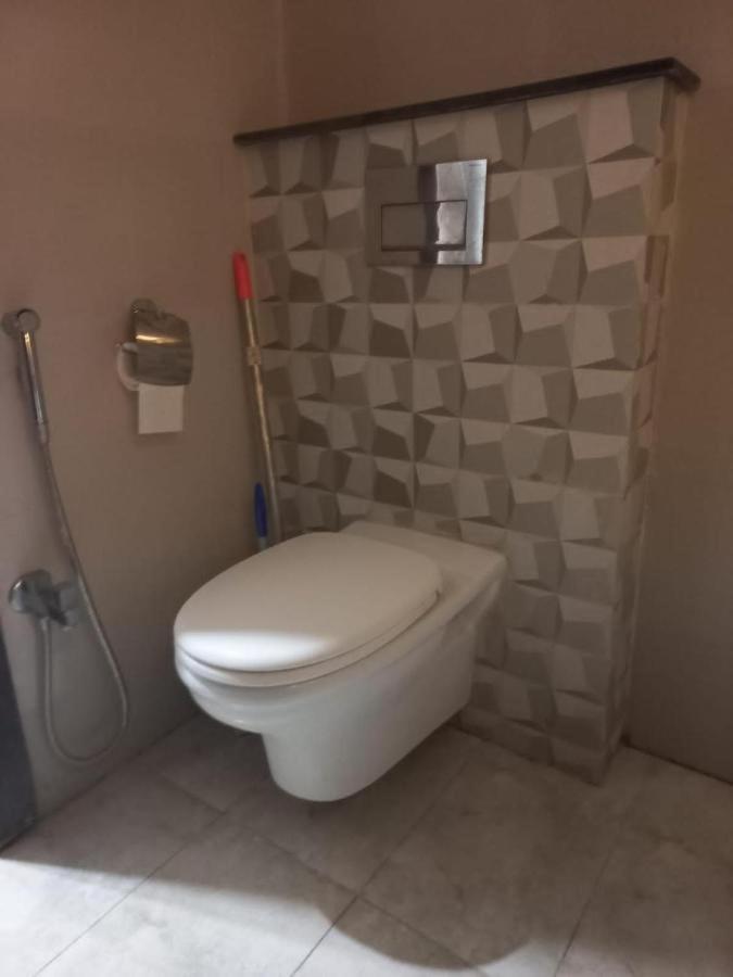 B&B Mumtaz City Исламабад Экстерьер фото