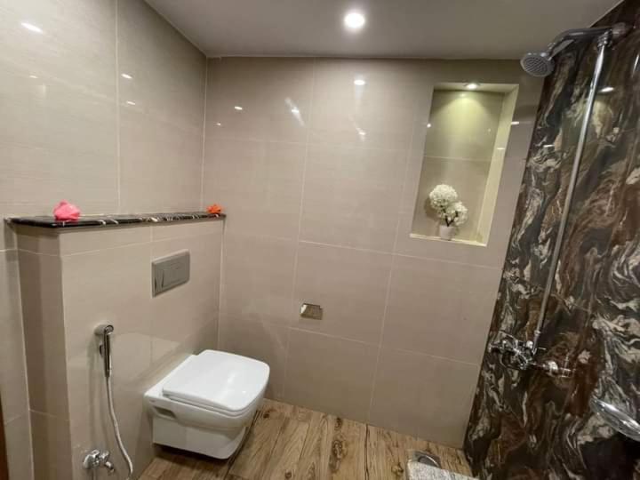 B&B Mumtaz City Исламабад Экстерьер фото