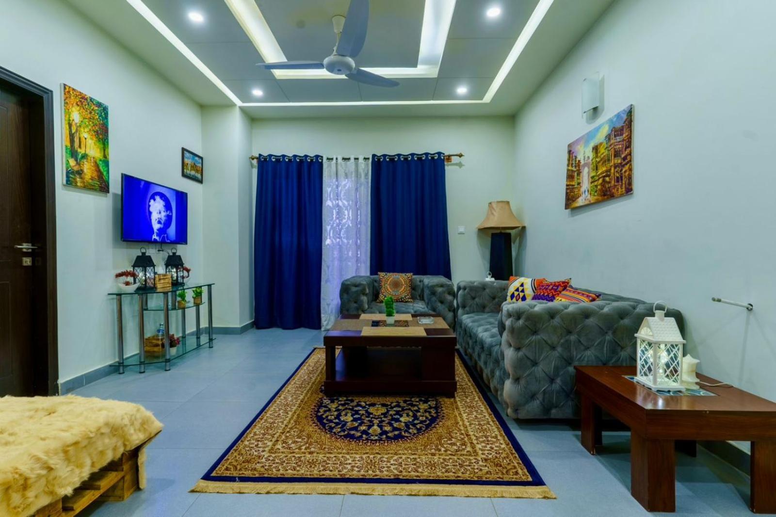 B&B Mumtaz City Исламабад Экстерьер фото